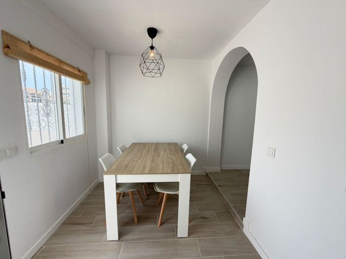 Image No.4-2 Bed Townhouse for sale