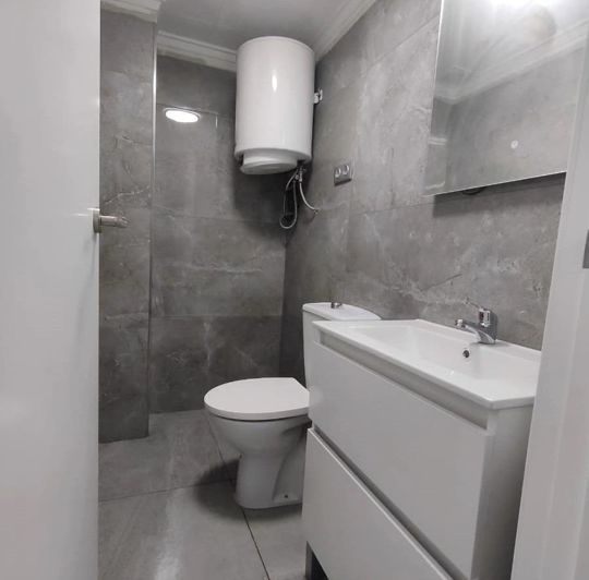 Image No.8-2 Bed Townhouse for sale