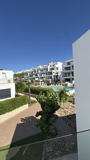 Image No.20-3 Bed House for sale