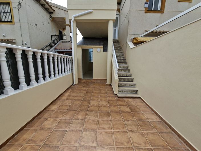 Image No.2-Bungalow de 2 chambres à vendre à Orihuela