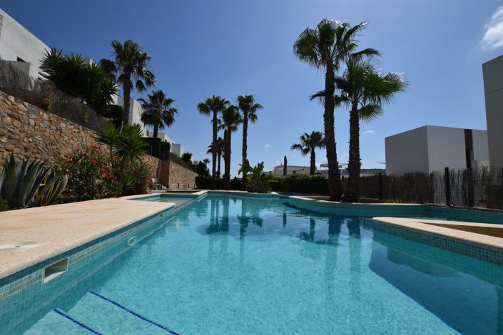 Image No.2-2 Bed Apartment for sale