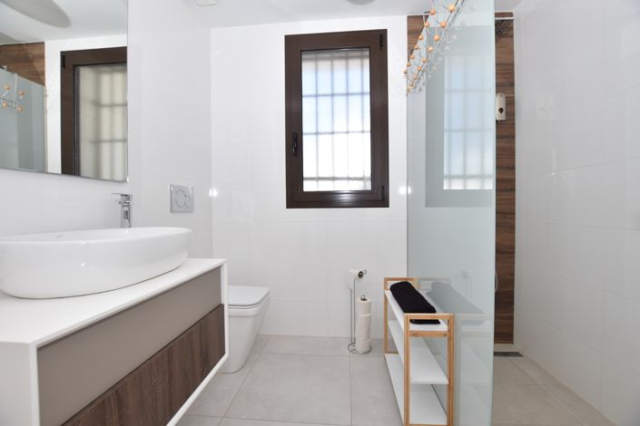 Image No.26-2 Bed Apartment for sale