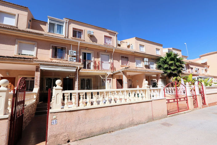 Image No.25-3 Bed House for sale