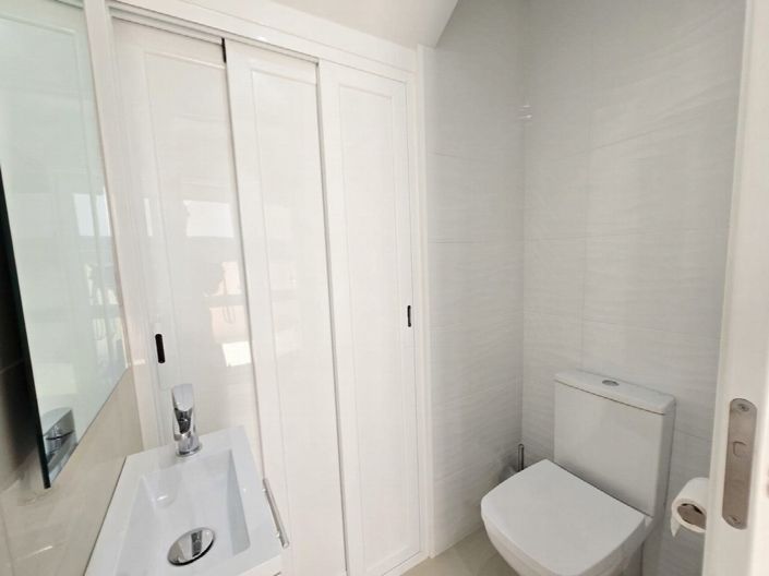 Image No.18-3 Bed Property for sale