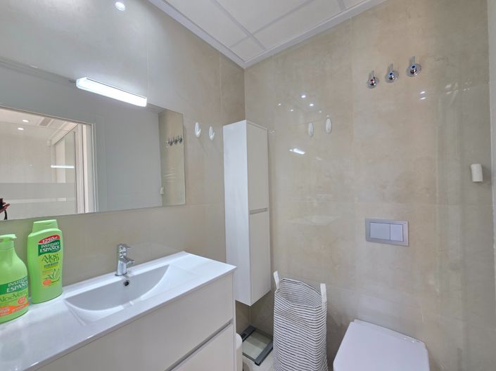 Image No.22-3 Bed Villa for sale