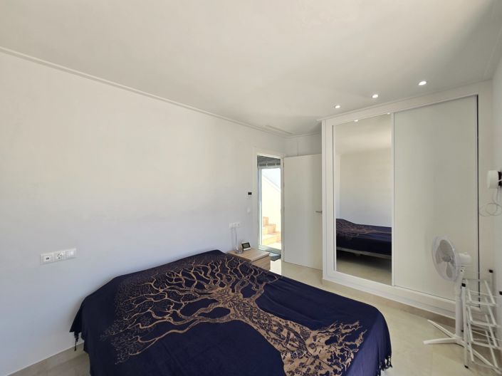 Image No.27-3 Bed Villa for sale