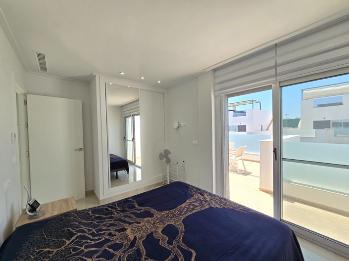 Image No.28-3 Bed Villa for sale