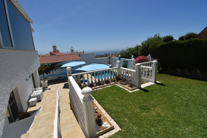 Image No.3-4 Bed House for sale