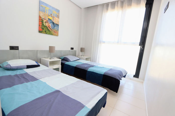 Image No.17-2 Bed Apartment for sale