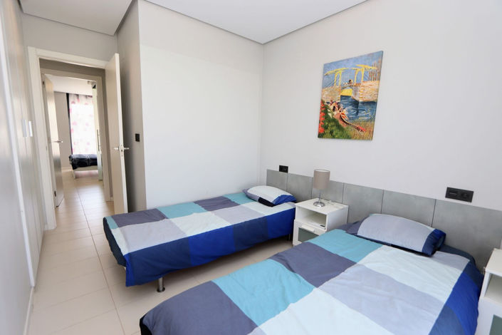 Image No.18-2 Bed Apartment for sale