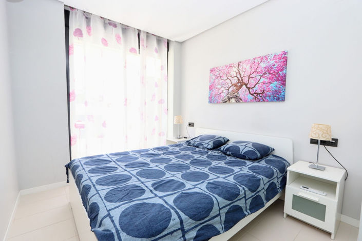 Image No.21-2 Bed Apartment for sale