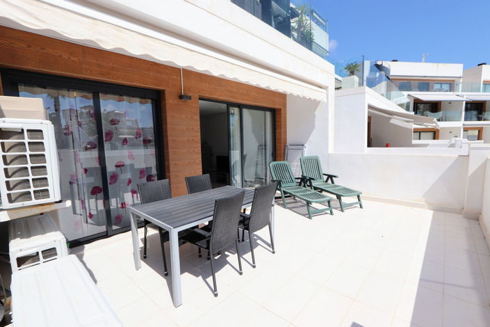 Image No.25-2 Bed Apartment for sale