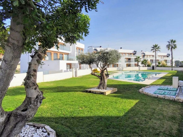 Image No.28-2 Bed Apartment for sale