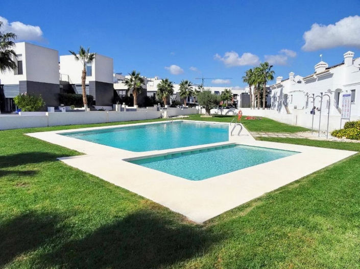 Image No.30-2 Bed Apartment for sale