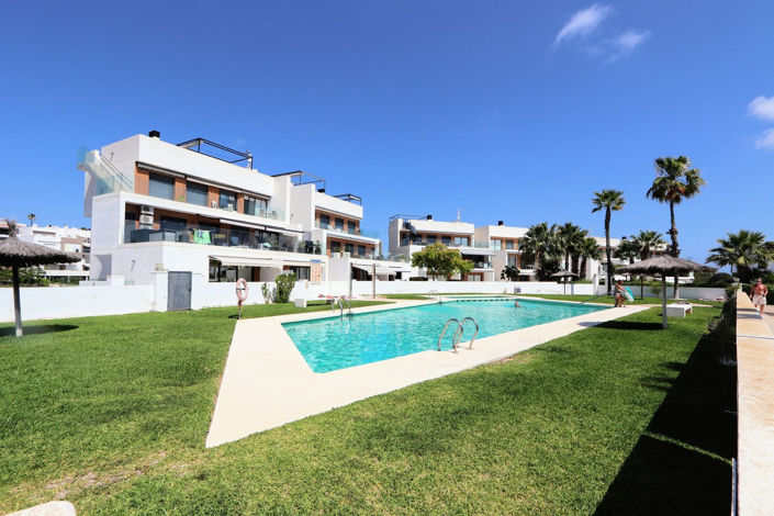 Image No.31-2 Bed Apartment for sale