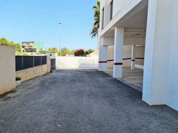 Image No.38-2 Bed Apartment for sale
