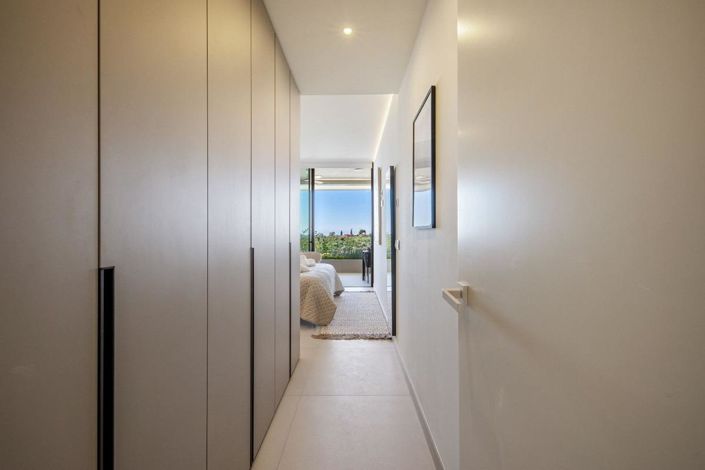 Image No.16-2 Bed Property for sale
