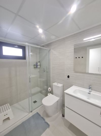 Image No.20-3 Bed House for sale