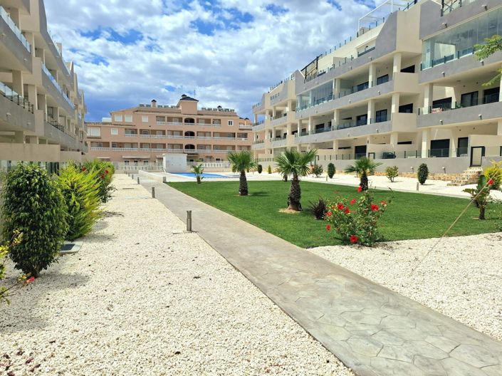 Image No.35-3 Bed House for sale
