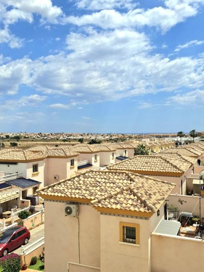 Image No.37-3 Bed House for sale