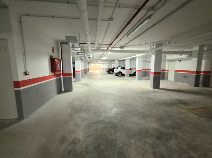 Image No.46-3 Bed House for sale