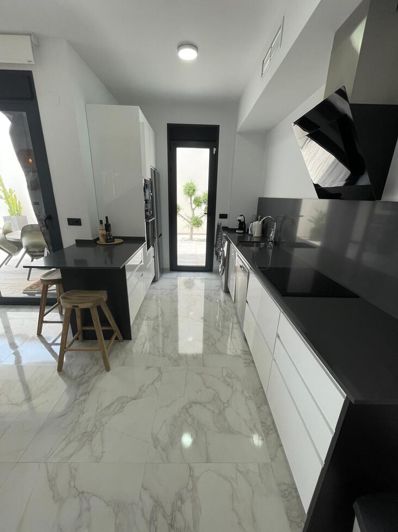 Image No.21-3 Bed Villa for sale