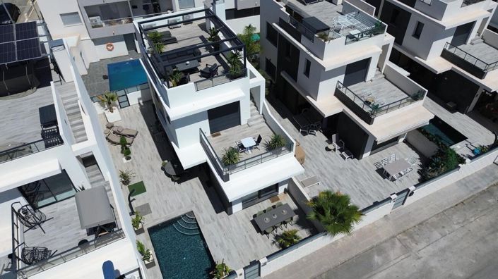 Image No.47-3 Bed Villa for sale