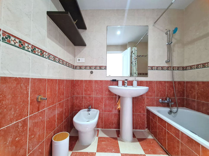 Image No.6-Villa de 2 chambres à vendre à Estepona