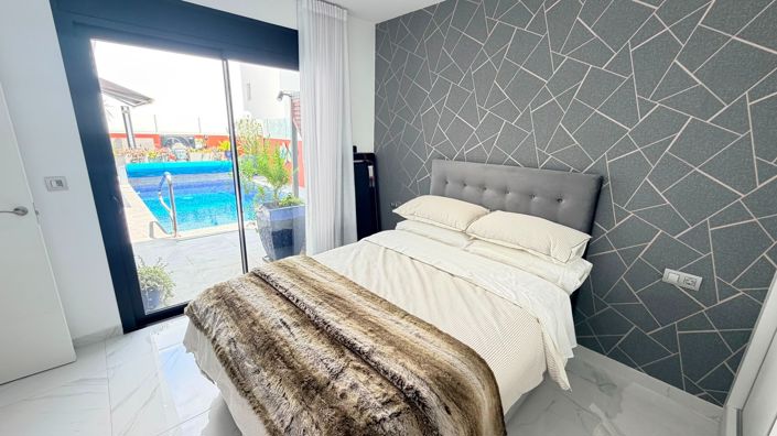 Image No.25-3 Bed Villa for sale