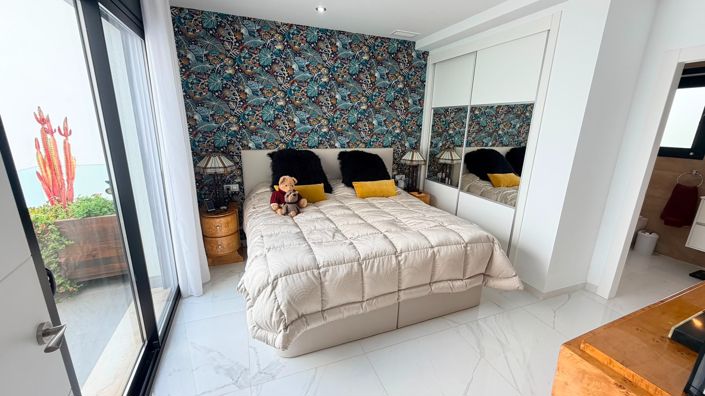 Image No.30-3 Bed Villa for sale