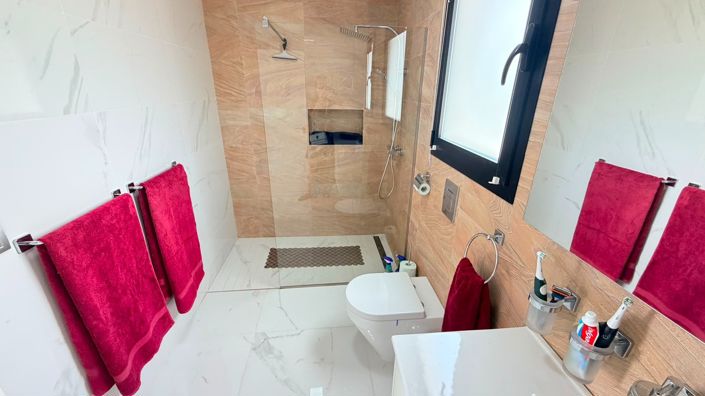 Image No.33-3 Bed Villa for sale