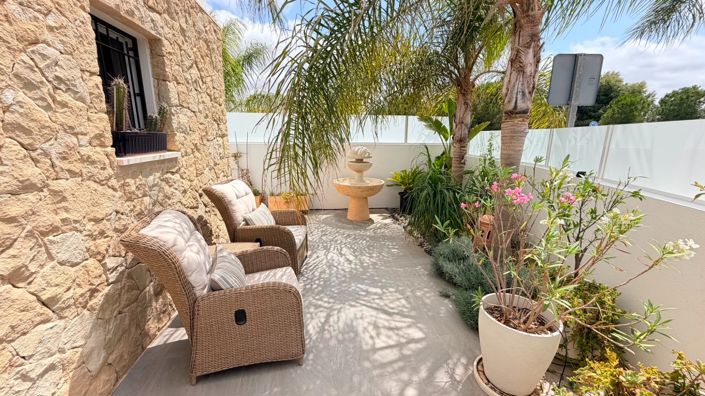 Image No.4-3 Bed Villa for sale
