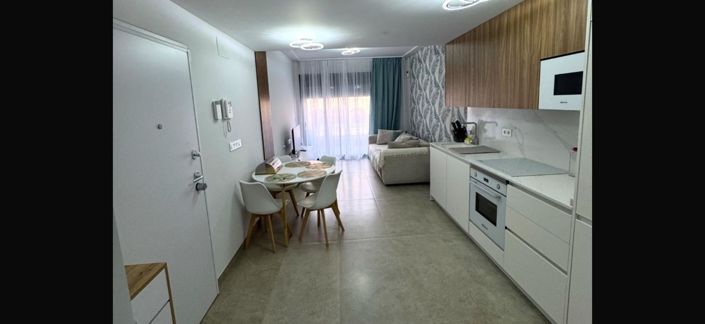 Image No.2-2 Bed House for sale