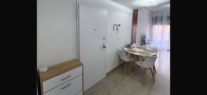 Image No.21-2 Bed House for sale