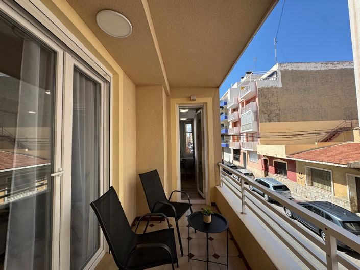 Image No.15-3 Bed House for sale