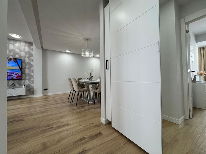 Image No.18-3 Bed House for sale