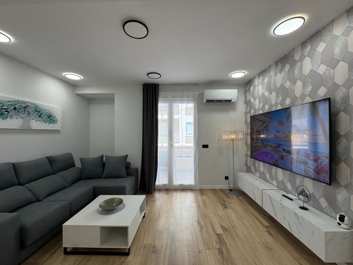 Image No.20-3 Bed House for sale