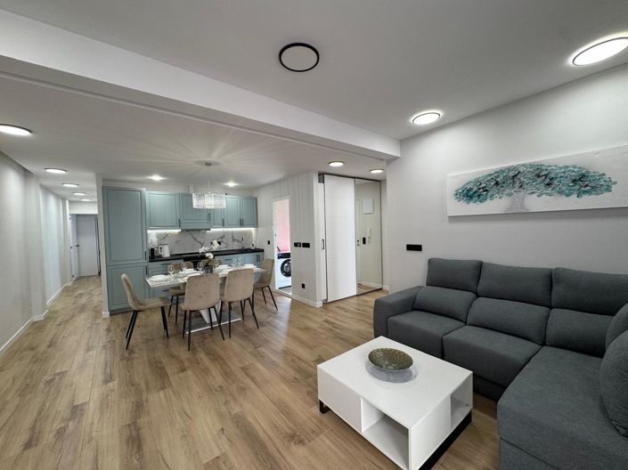 Image No.21-3 Bed House for sale