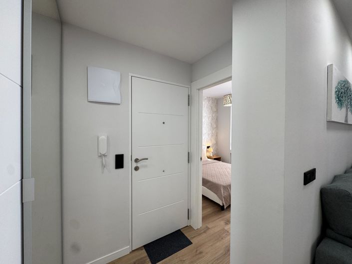 Image No.3-3 Bed House for sale