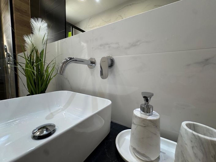 Image No.44-3 Bed House for sale