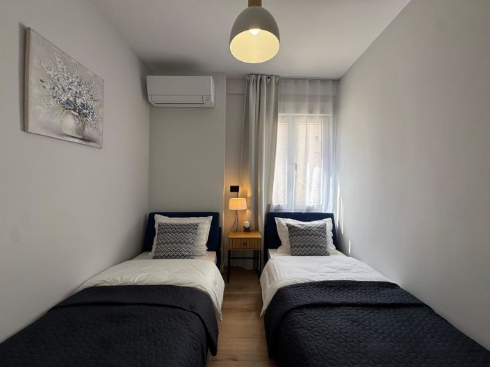 Image No.46-3 Bed House for sale
