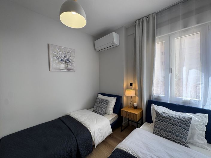 Image No.47-3 Bed House for sale