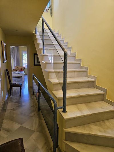Image No.15-3 Bed Townhouse for sale