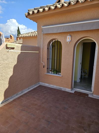 Image No.8-3 Bed Townhouse for sale