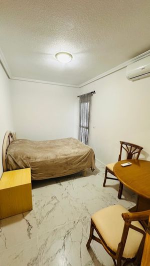Image No.4-Appartement de 2 chambres à vendre à Torrevieja