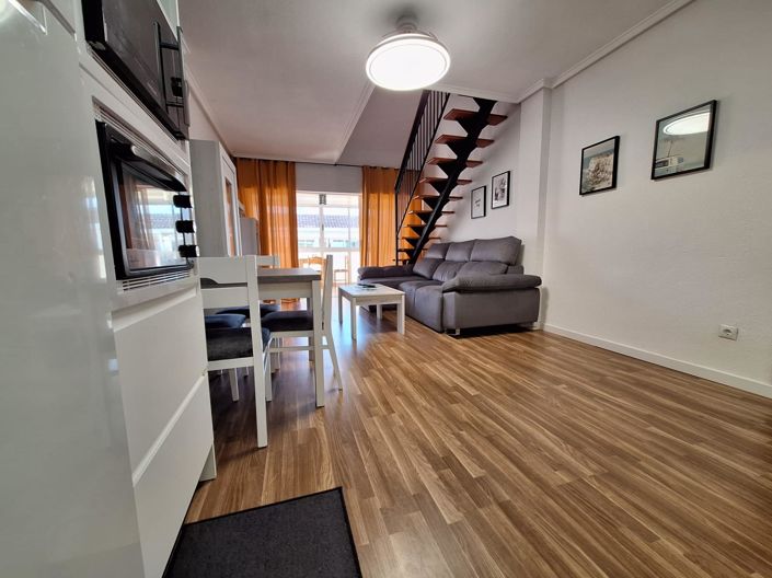 Image No.13-3 Bed House for sale
