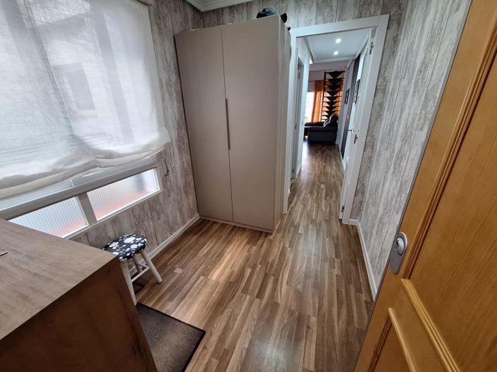 Image No.5-3 Bed House for sale