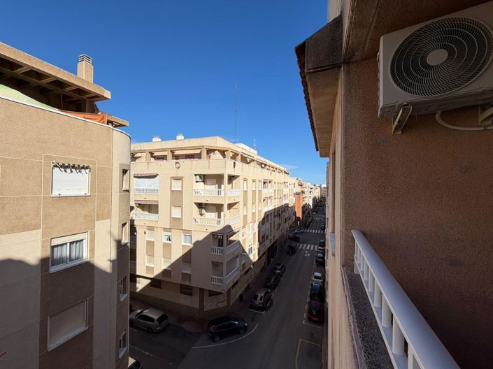 Image No.18-2 Bed Apartment for sale