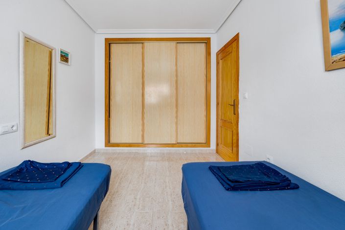 Image No.25-2 Bed Apartment for sale