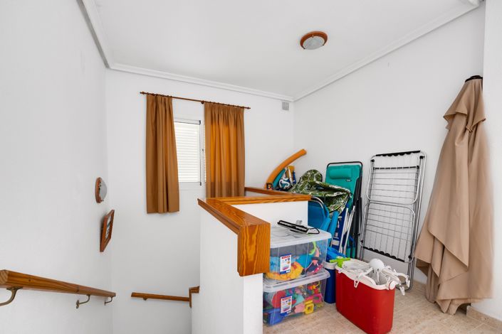 Image No.28-2 Bed Apartment for sale